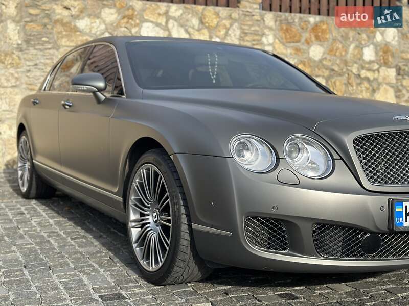 Седан Bentley Continental Flying Spur 2008 в Рівному