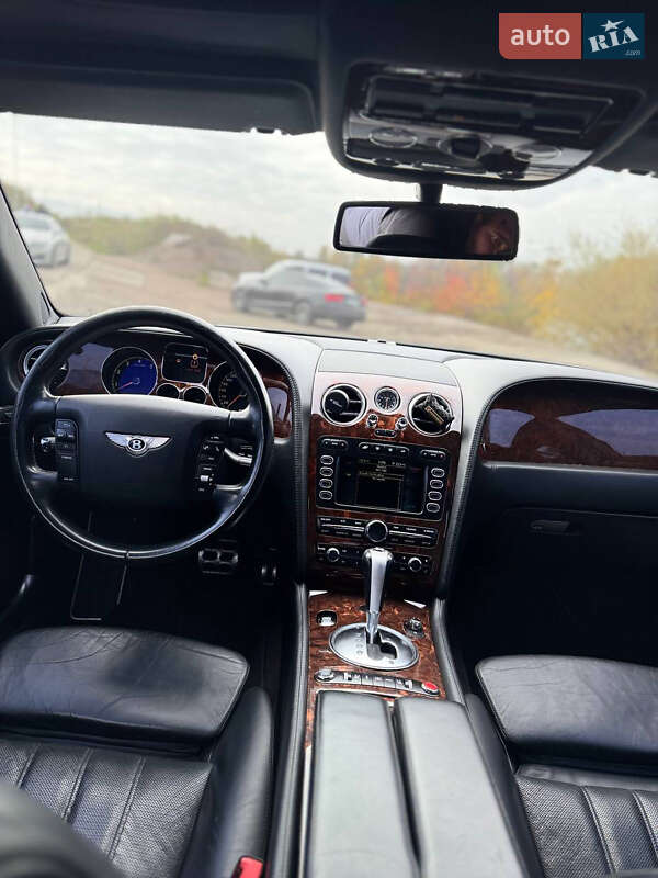 Седан Bentley Continental Flying Spur 2006 в Киеве фото 9 Седан Bentley Continental Flying Spur 2006 в Киеве