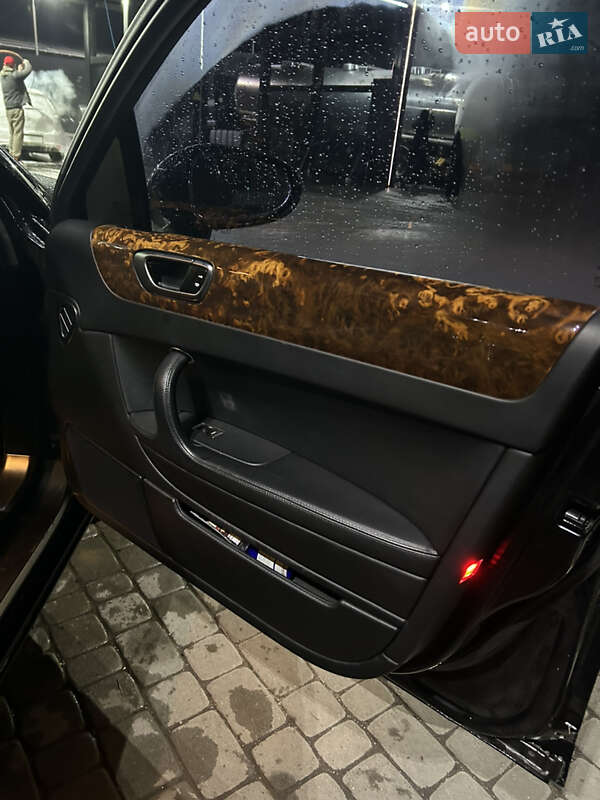 Седан Bentley Continental Flying Spur 2006 в Львове фото 6 Седан Bentley Continental Flying Spur 2006 в Львове