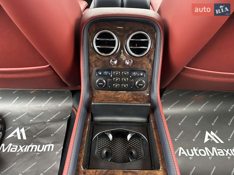 Седан Bentley Continental Flying Spur 2012 в Києві