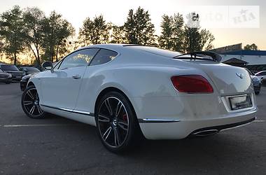 Купе Bentley Continental GT 2014 в Києві