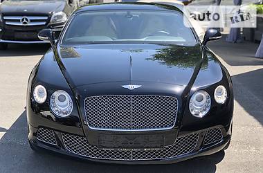 Купе Bentley Continental GT 2012 в Києві