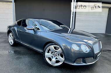 Купе Bentley Continental GT 2011 в Києві