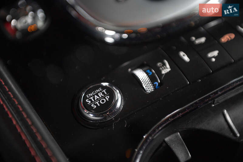 Купе Bentley Continental GT 2012 в Одесі