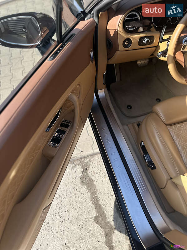 Седан Bentley Continental GT 2006 в Львове