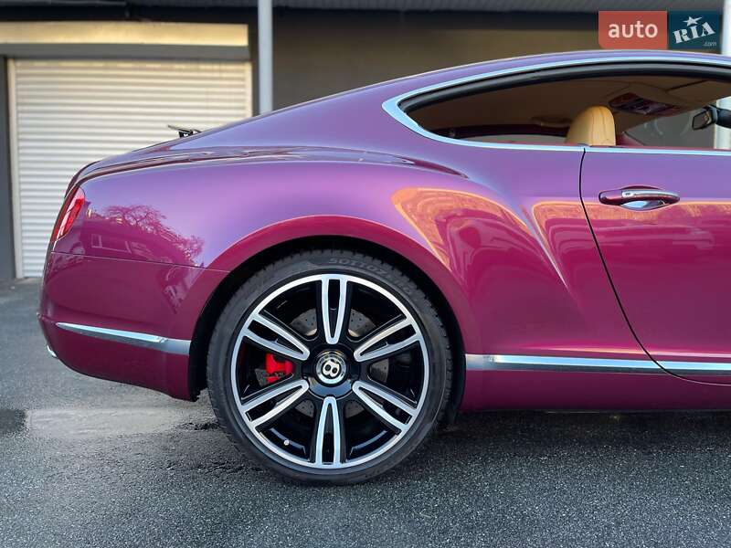 Купе Bentley Continental GT 2012 в Киеве