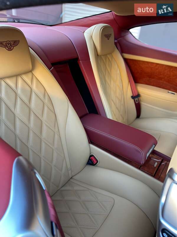 Купе Bentley Continental GT 2012 в Киеве
