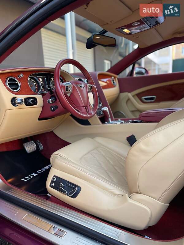 Купе Bentley Continental GT 2012 в Киеве
