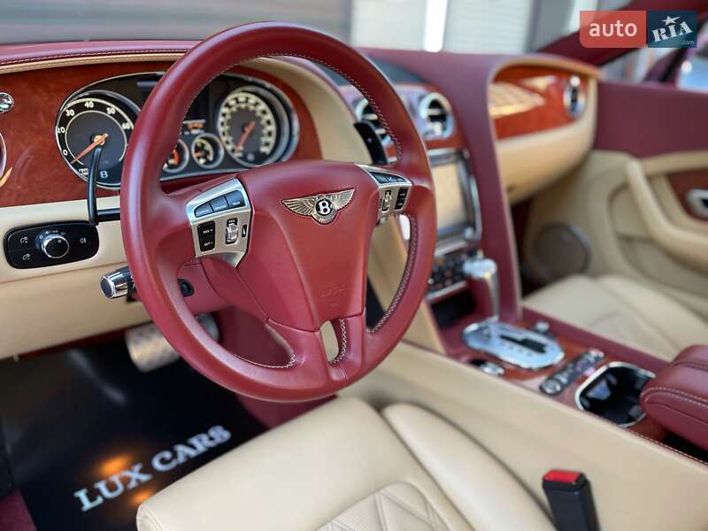 Купе Bentley Continental GT 2012 в Киеве