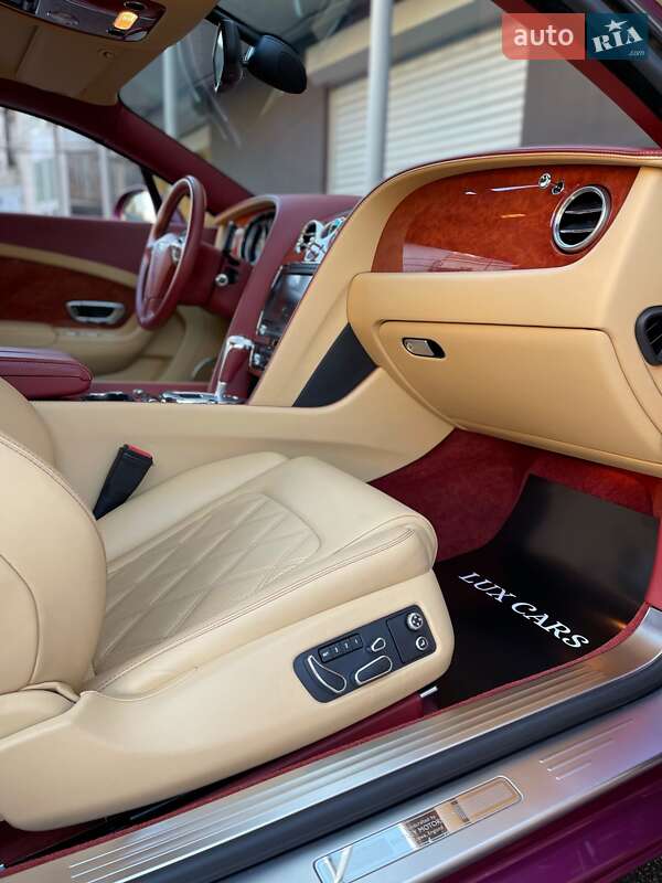 Купе Bentley Continental GT 2012 в Киеве