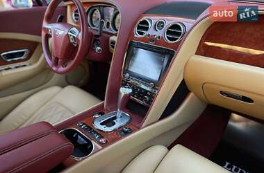 Купе Bentley Continental GT 2012 в 