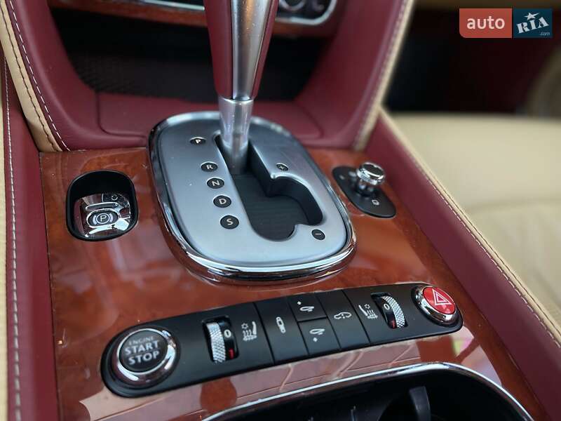 Купе Bentley Continental GT 2012 в Киеве
