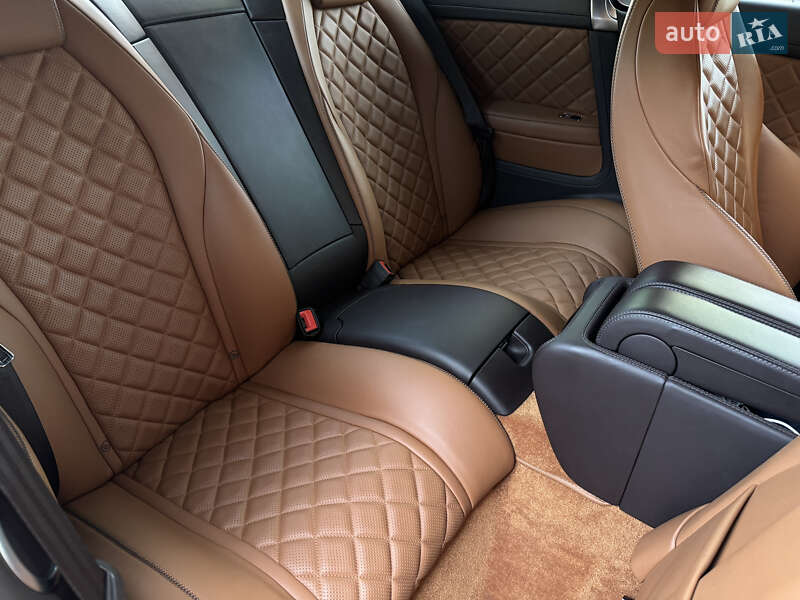 Купе Bentley Continental GT 2016 в Киеве