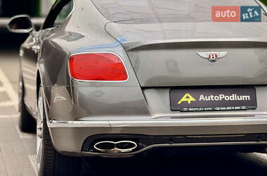 Купе Bentley Continental GT 2016 в 