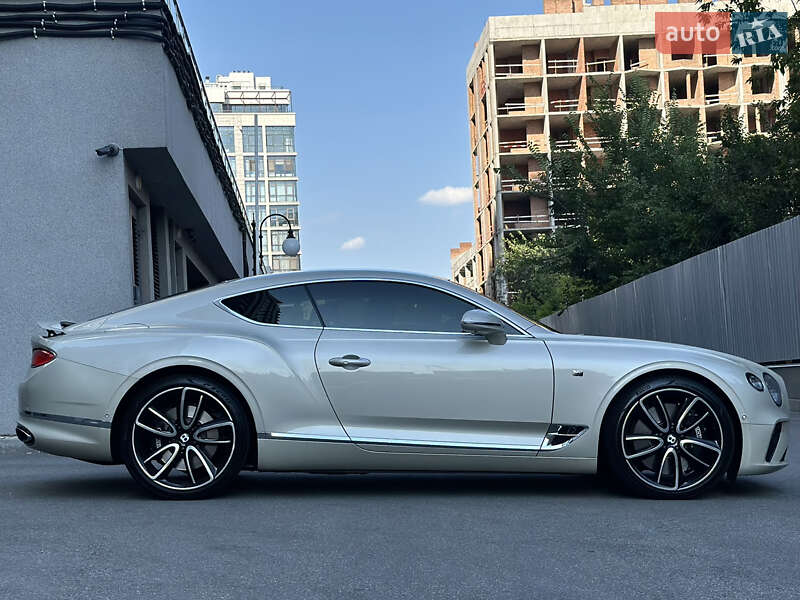 Купе Bentley Continental GT 2018 в Киеве