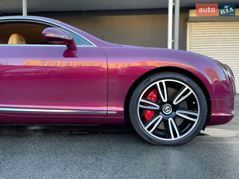 Купе Bentley Continental GT 2012 в Києві фото 19 Купе Bentley Continental GT 2012 в Києві
