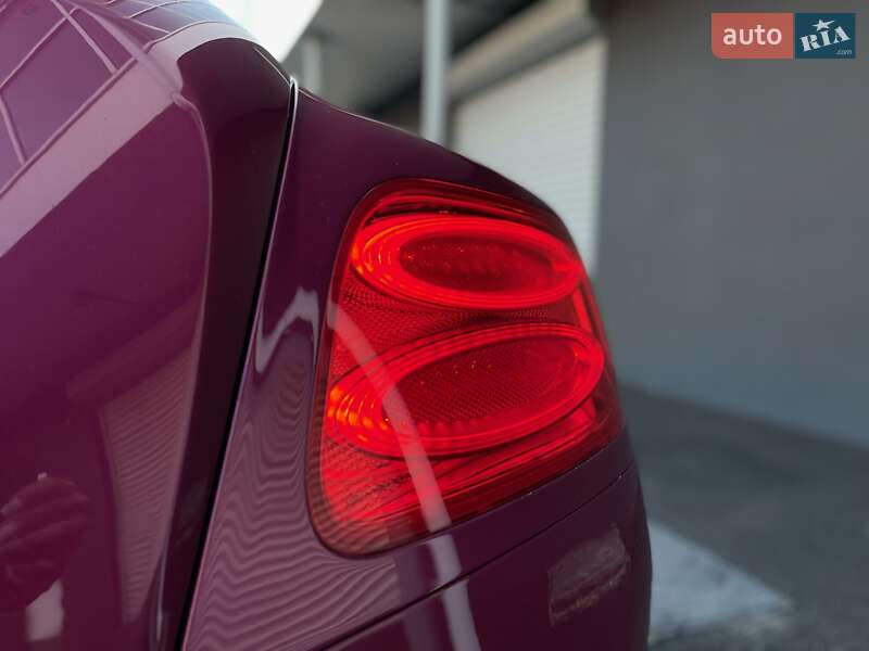 Купе Bentley Continental GT 2012 в Києві фото 34 Купе Bentley Continental GT 2012 в Києві
