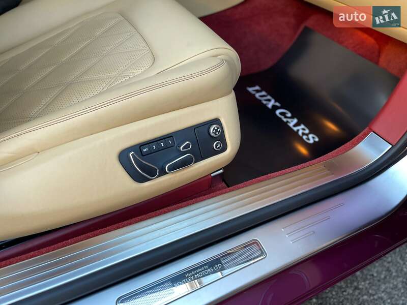 Купе Bentley Continental GT 2012 в Києві фото 70 Купе Bentley Continental GT 2012 в Києві