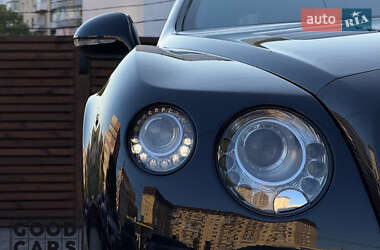 Купе Bentley Continental GT 2011 в 