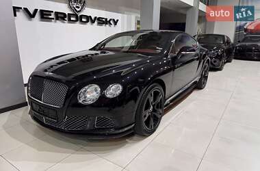 Купе Bentley Continental GT 2012 в 