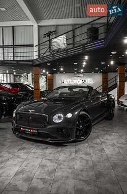 Кабріолет Bentley Continental GT 2022 в 