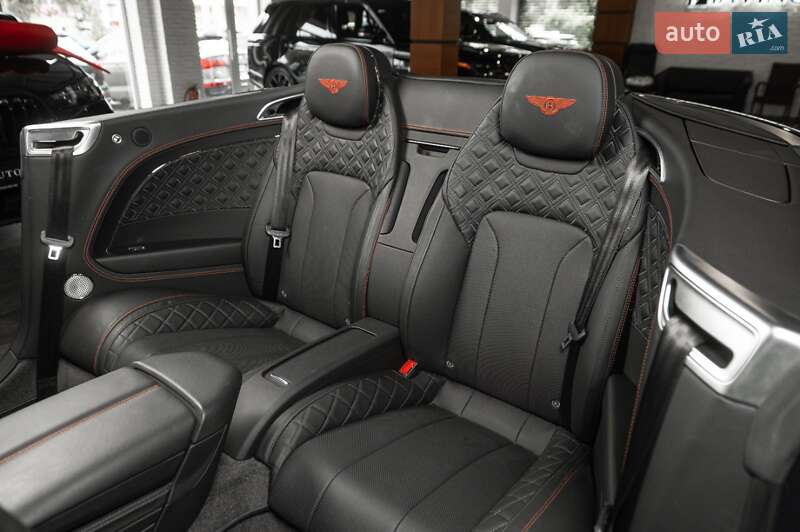 Кабриолет Bentley Continental GT 2022 в Одессе фото 27 Кабриолет Bentley Continental GT 2022 в Одессе