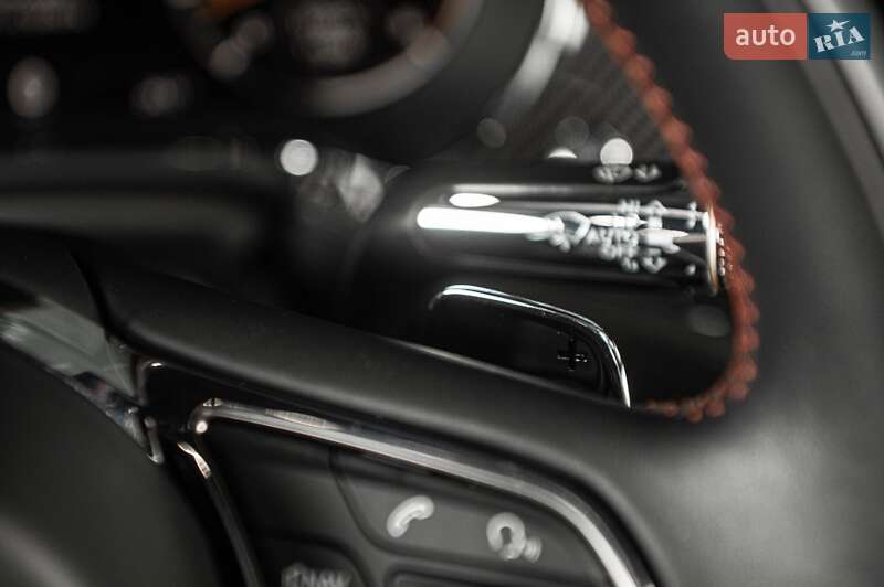 Кабриолет Bentley Continental GT 2022 в Одессе фото 55 Кабриолет Bentley Continental GT 2022 в Одессе