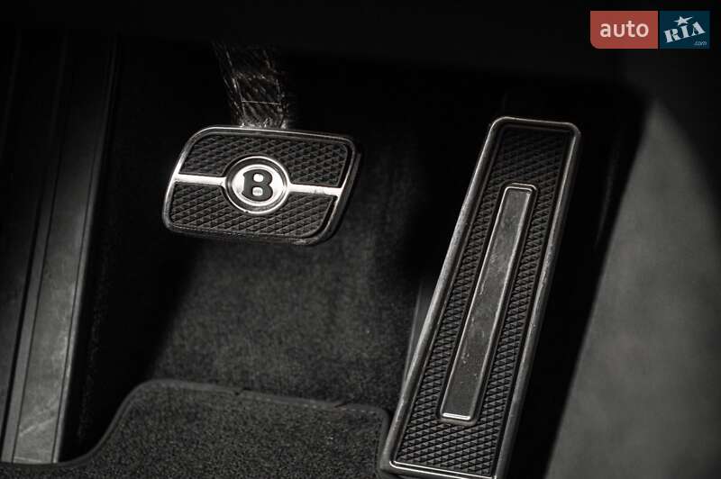 Кабриолет Bentley Continental GT 2022 в Одессе фото 69 Кабриолет Bentley Continental GT 2022 в Одессе