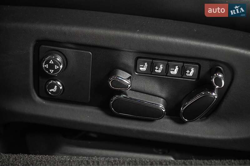 Кабриолет Bentley Continental GT 2022 в Одессе фото 75 Кабриолет Bentley Continental GT 2022 в Одессе