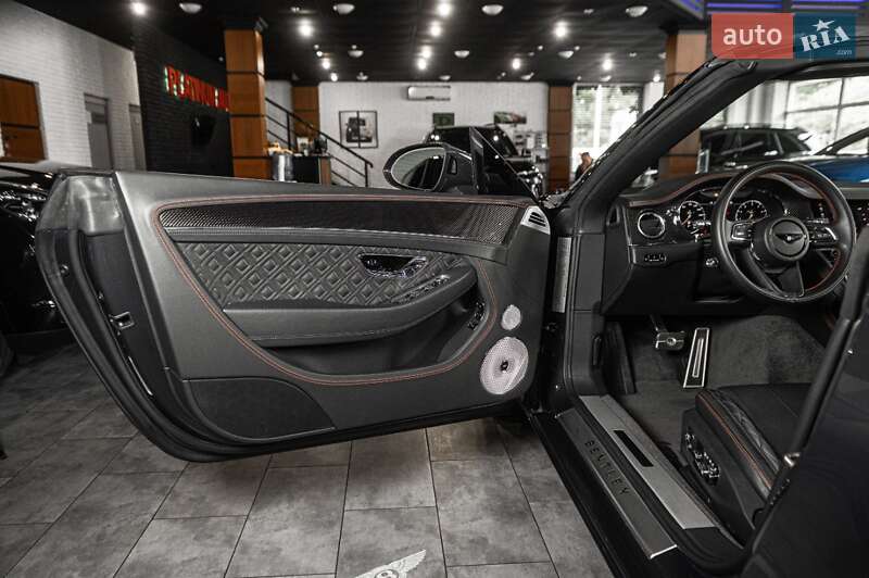 Кабриолет Bentley Continental GT 2022 в Одессе фото 81 Кабриолет Bentley Continental GT 2022 в Одессе