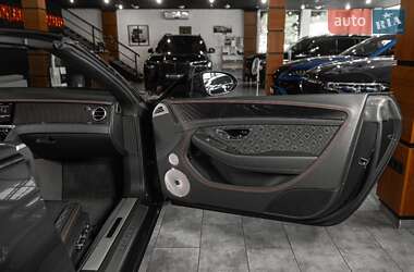 Кабріолет Bentley Continental GT 2022 в 