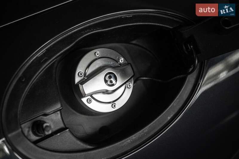 Кабриолет Bentley Continental GT 2022 в Одессе фото 89 Кабриолет Bentley Continental GT 2022 в Одессе