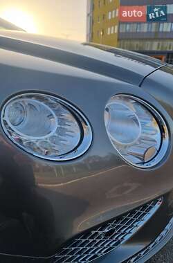 Купе Bentley Continental GT 2016 в 
