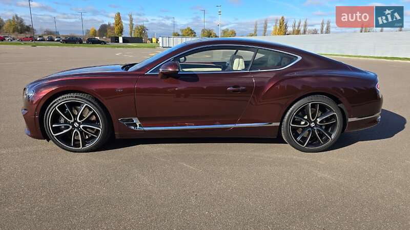 Купе Bentley Continental GT 2021 в Киеве фото 2 Купе Bentley Continental GT 2021 в Киеве