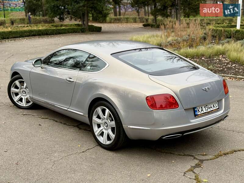 Купе Bentley Continental GT 2011 в Киеве фото 18 Купе Bentley Continental GT 2011 в Киеве