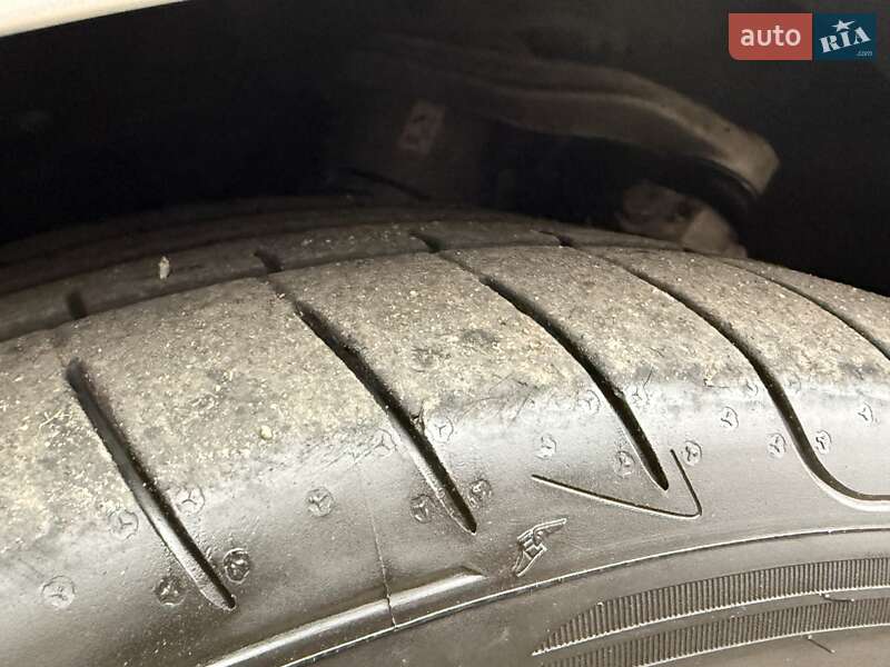 Купе Bentley Continental GT 2011 в Киеве фото 58 Купе Bentley Continental GT 2011 в Киеве