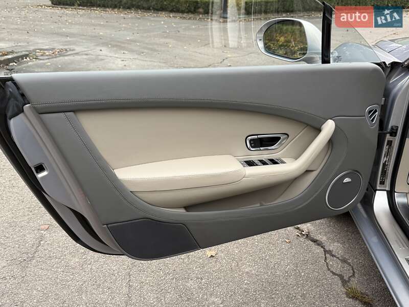 Купе Bentley Continental GT 2011 в Киеве фото 59 Купе Bentley Continental GT 2011 в Киеве