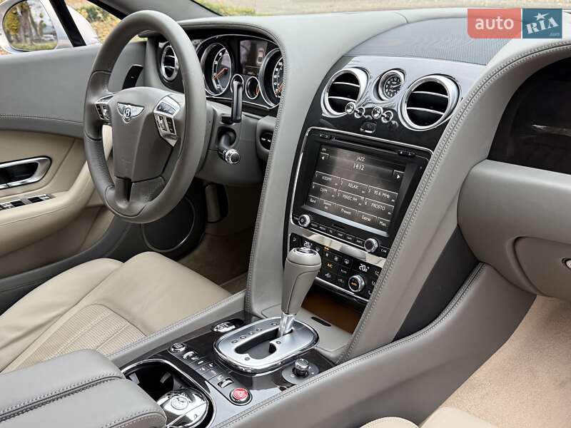 Купе Bentley Continental GT 2011 в Киеве фото 102 Купе Bentley Continental GT 2011 в Киеве