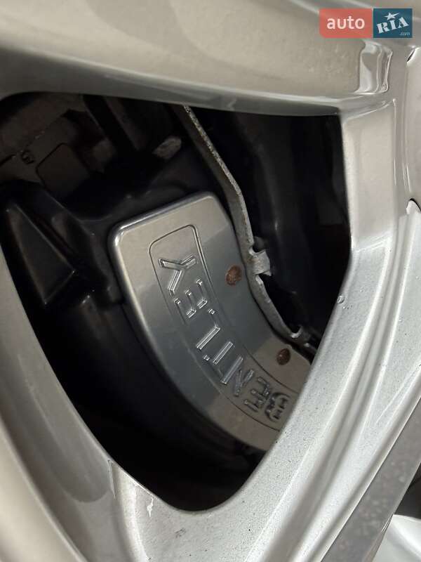 Купе Bentley Continental GT 2011 в Киеве фото 130 Купе Bentley Continental GT 2011 в Киеве