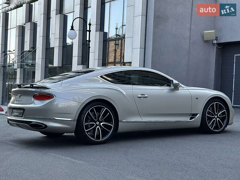 Купе Bentley Continental GT 2018 в Києві фото 26 Купе Bentley Continental GT 2018 в Києві