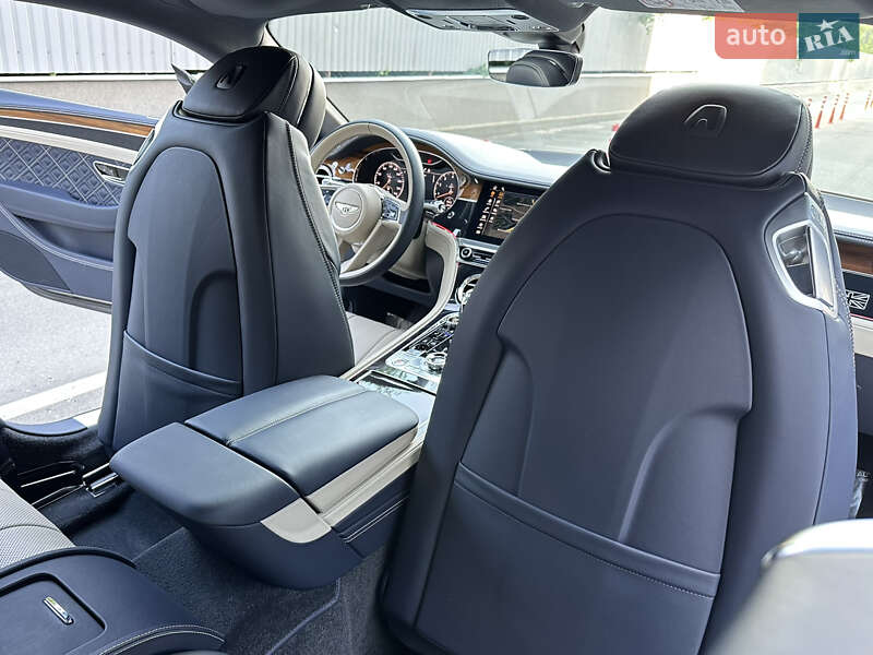 Купе Bentley Continental GT 2018 в Києві фото 57 Купе Bentley Continental GT 2018 в Києві