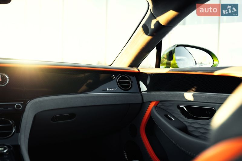Купе Bentley Continental GT 2024 в Киеве