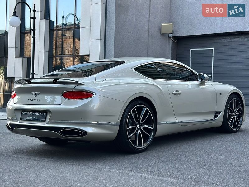 Купе Bentley Continental GT 2018 в Киеве
