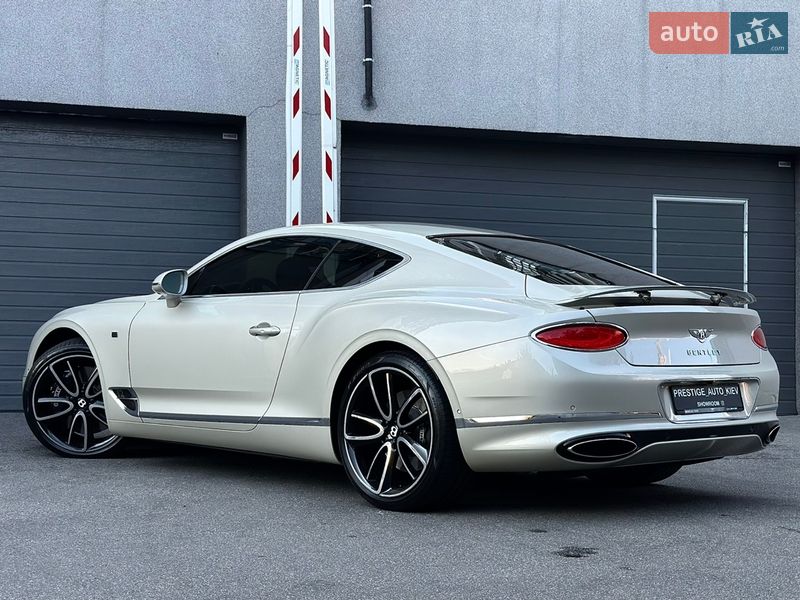 Купе Bentley Continental GT 2018 в Киеве