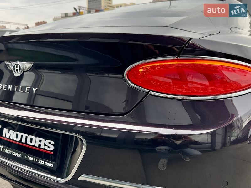 Купе Bentley Continental GT 2022 в Киеве
