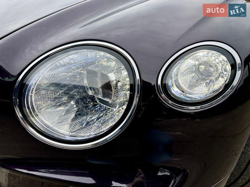Купе Bentley Continental GT 2022 в Киеве