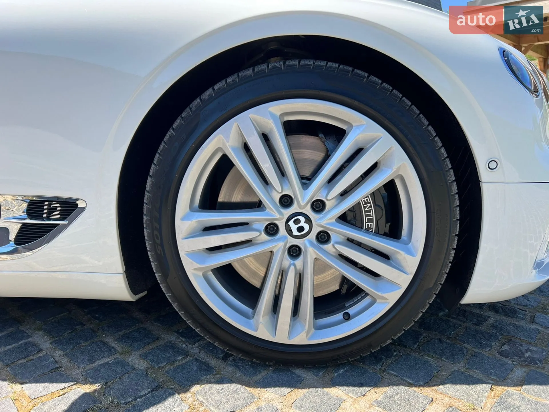 2020 Bentley Continental - мініатюра 13