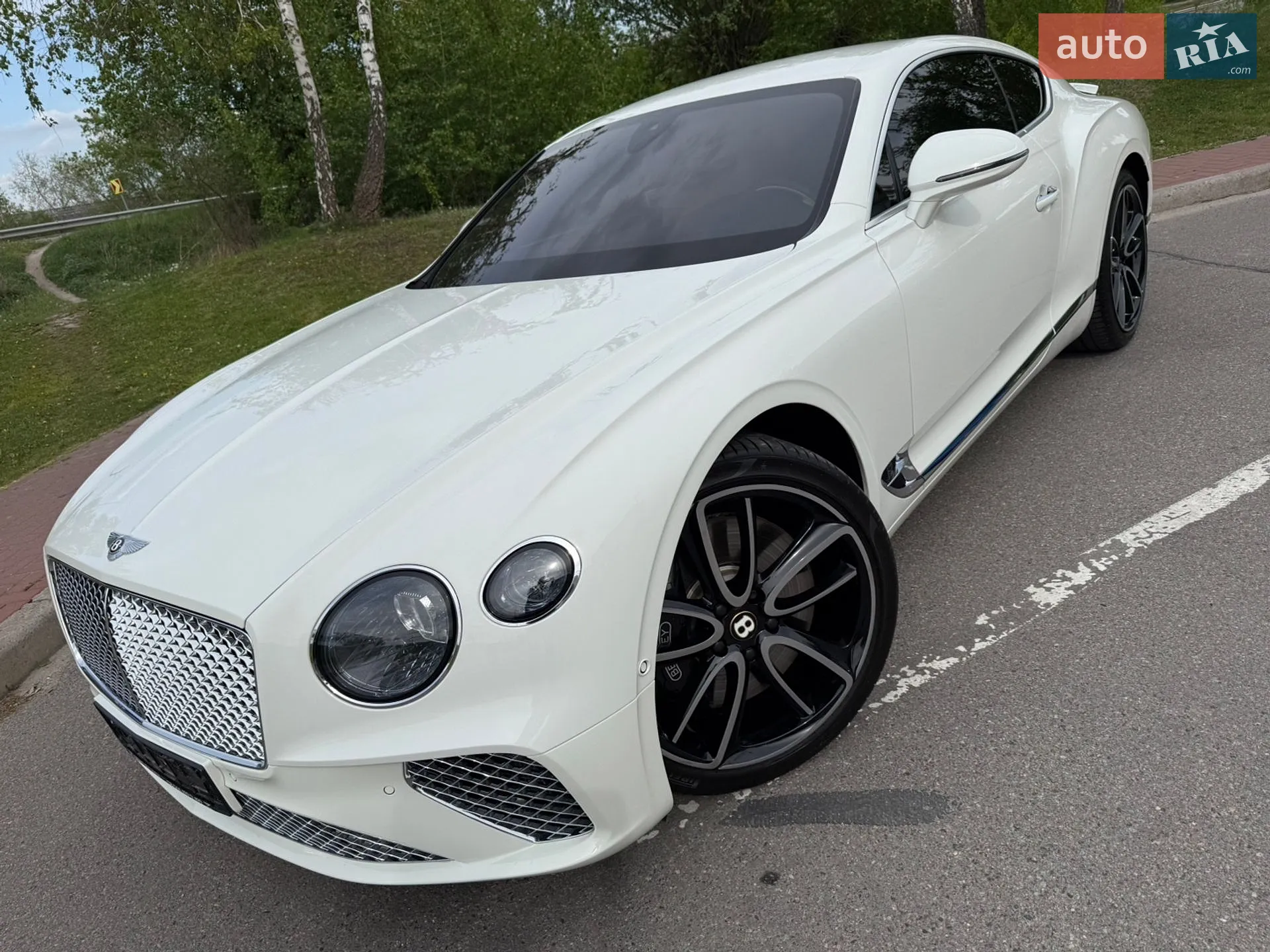 2019 Bentley Continental - мініатюра 18