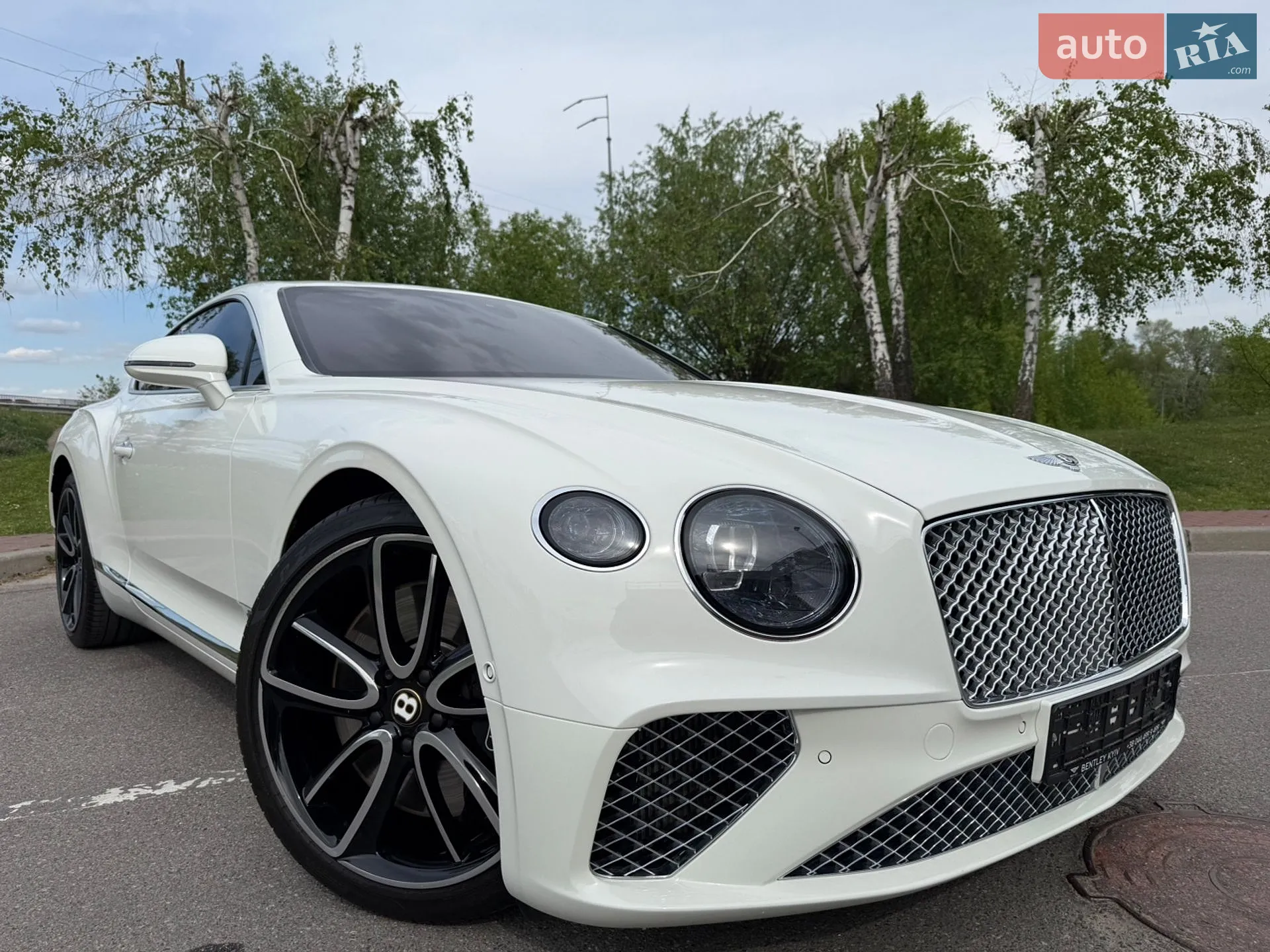 2019 Bentley Continental - мініатюра 23