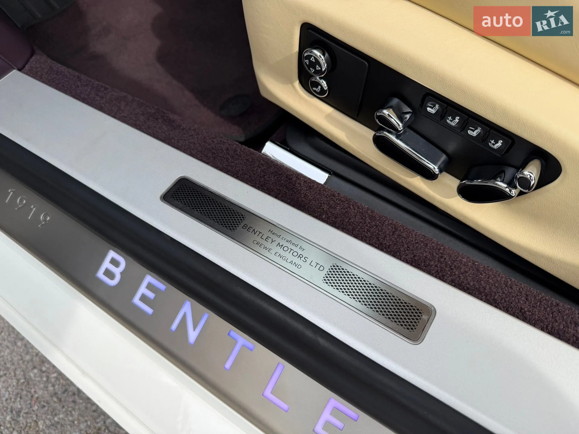 2019 Bentley Continental - мініатюра 63